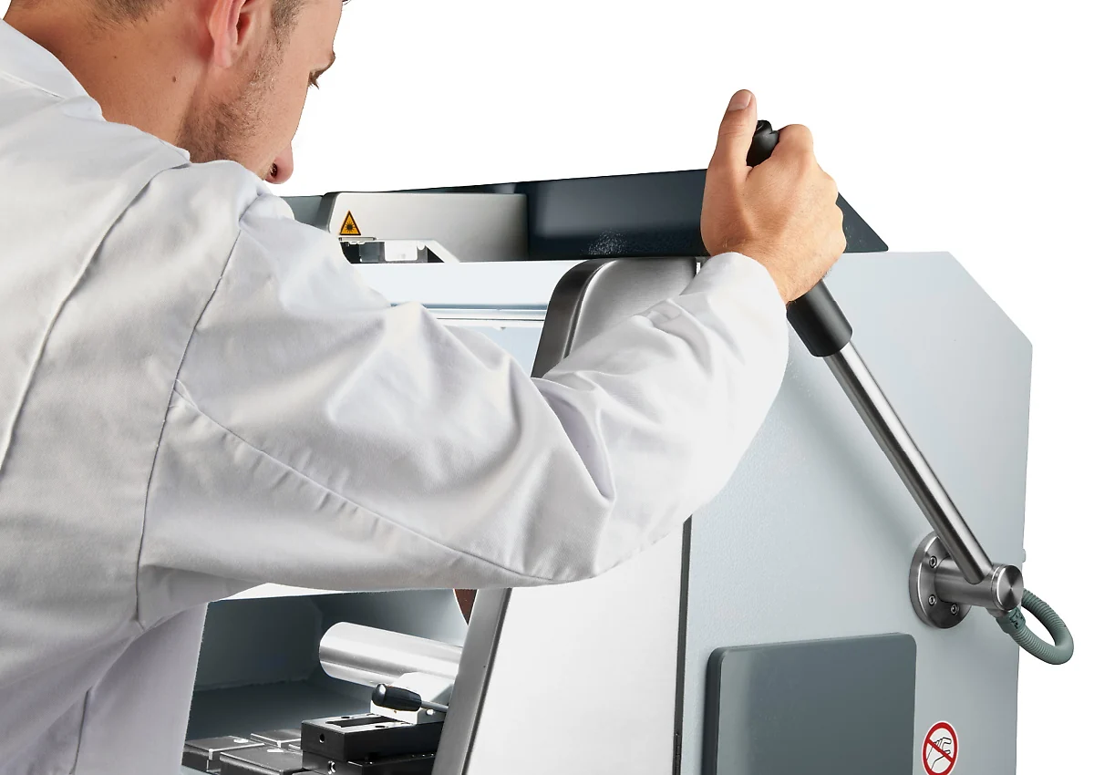 QATM QCUT 250 A Abrasive Cut-off Machine – Ø 95 mm Capacity | Semi-Automatic Wet Sectioning
