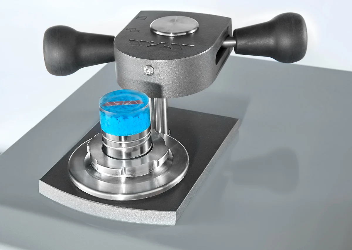 QATM OPAL 410 Automatic Hot Mounting Press – Hydraulic, Water-Cooled | Ø 25.2–40 mm