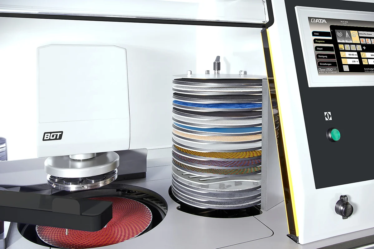 QATM QPOL 250 BOT Grinding & Polishing Robot – Automated Prep | 16-Media Changer