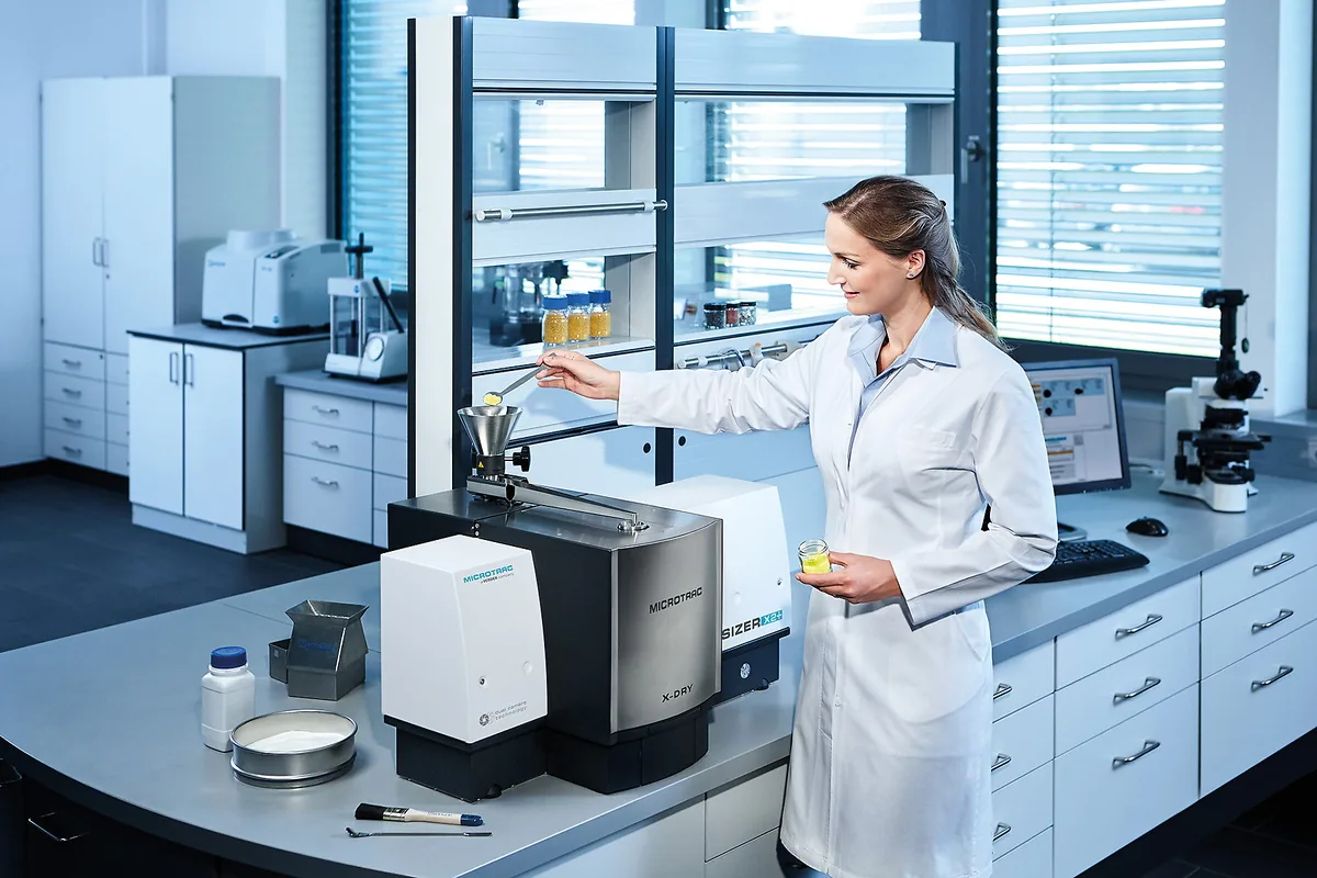CamSizer X2 particle-size and shape analyzer in operation in a materials lab