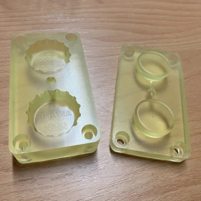 ALTANA Cubic Ink Mold 400 VP 3D-printed two-piece water-breakable injection mold