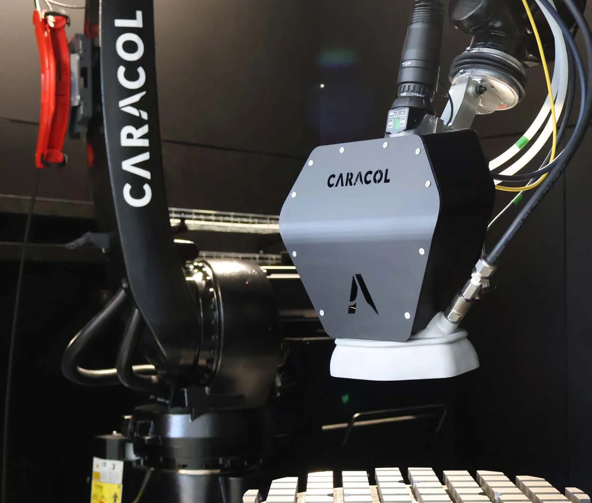 Caracol Vipra AM Robotic WAAM Metal 3D Printer – Turnkey 9-Axis Cell | 8.2×6.6×6.6 ft / 2.5×2.0×2.0 m
