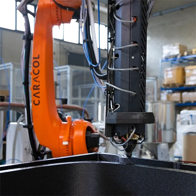 Heron AM High Flow head 3D printing a large fiber-reinforced part