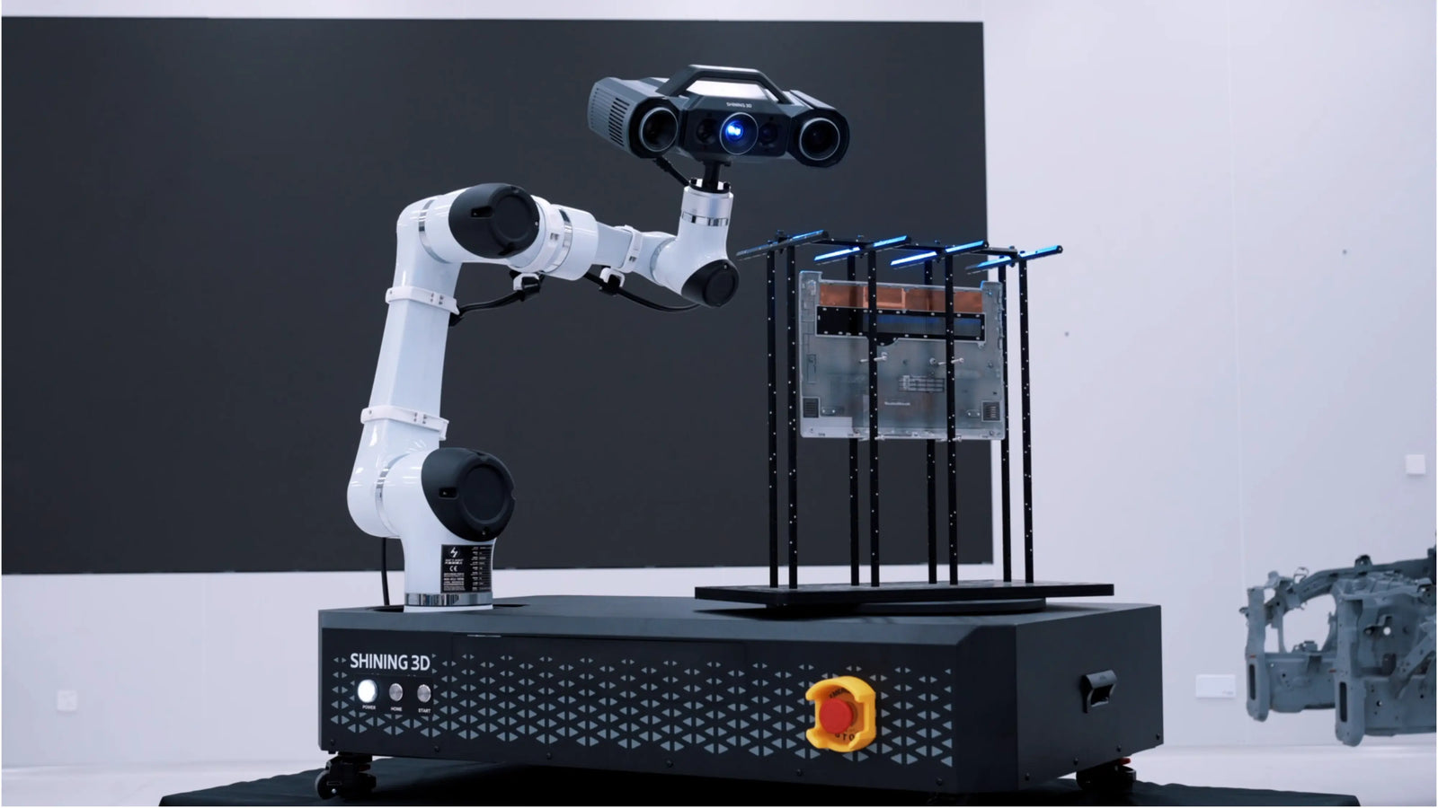 OptimScan Q12 Q9 scanning an industrial part for inspection