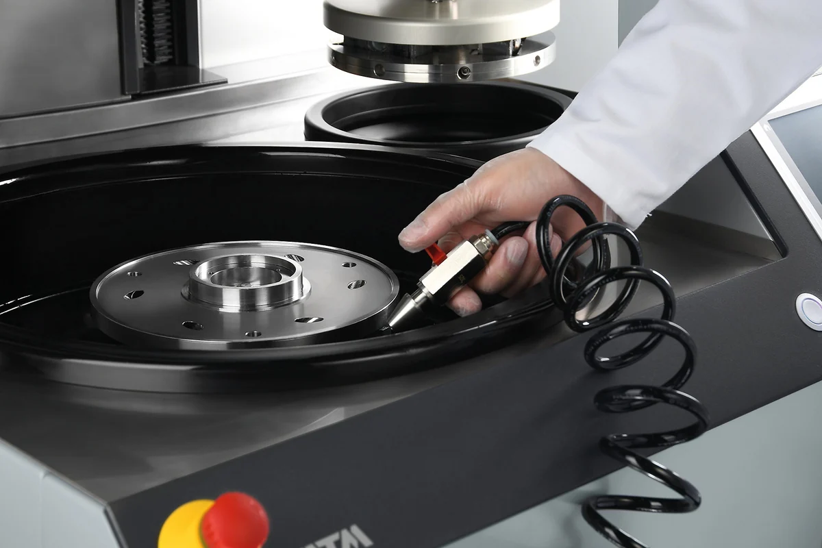 QATM QPOL XL Floor-Standing Grinder-Polisher – Motorized Force Control | Ø 300/350 mm