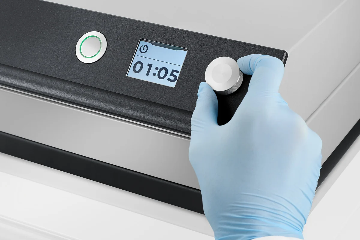 QATM QMOUNT UV Cold Mounting Device – Light-Cure Materialography | 365 nm