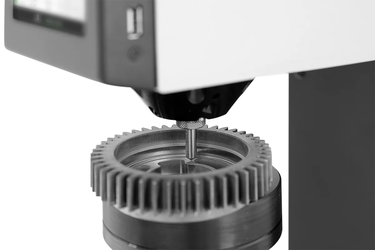 QATM Qness 150 CS Rockwell Hardness Tester – Rockwell/Brinell/Vickers | 1–250 kg