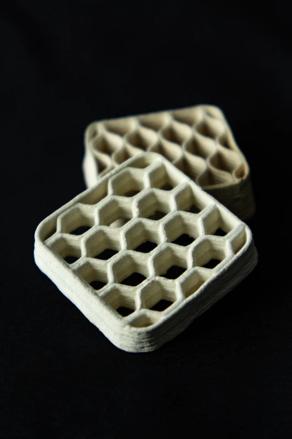 Sygnis F-NIS DIW 3D printer — printed ceramic honeycomb parts